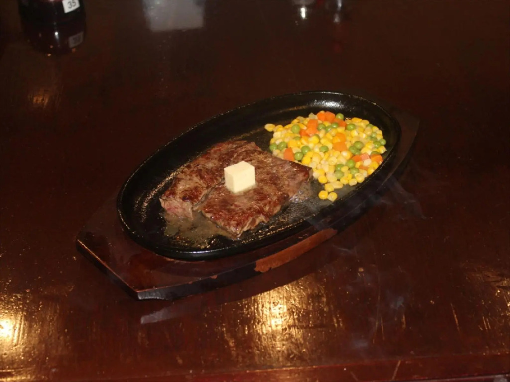 Sunrise Hotel Okinawa-どこか懐かしいレトロ宿軽朝食付