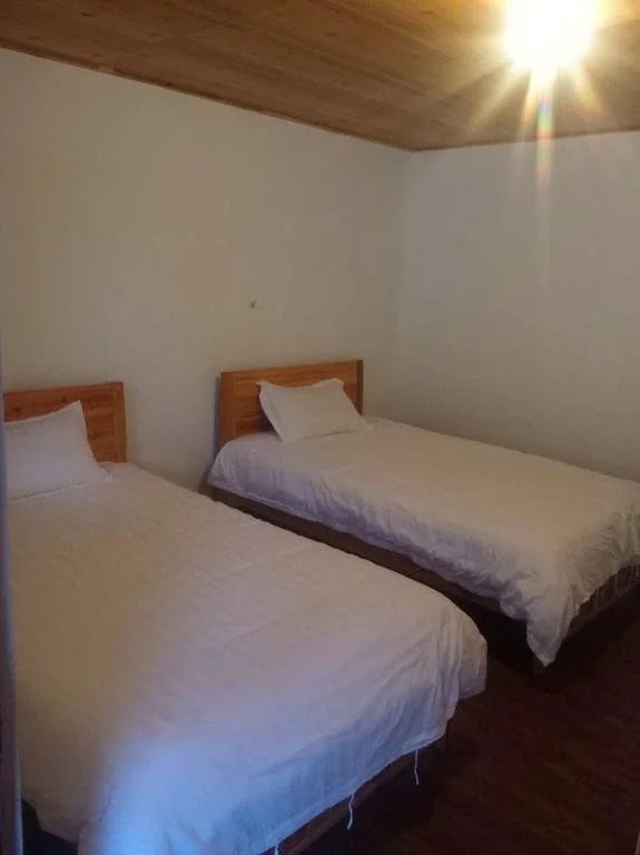 Longmen Hostel