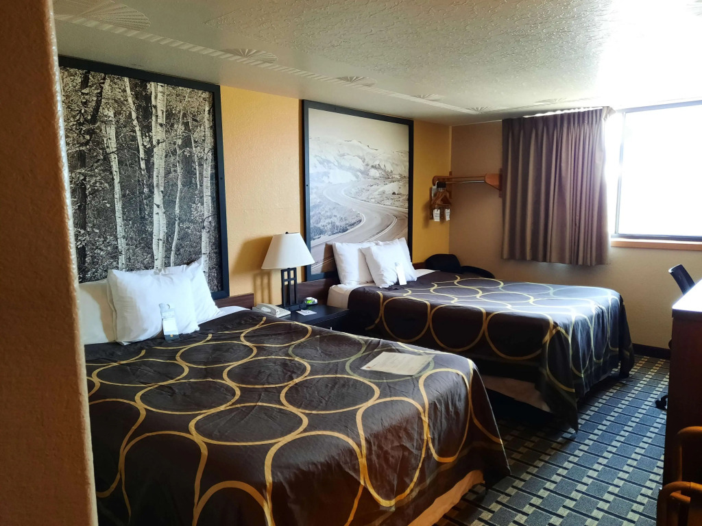 Super 8 by Wyndham Watertown