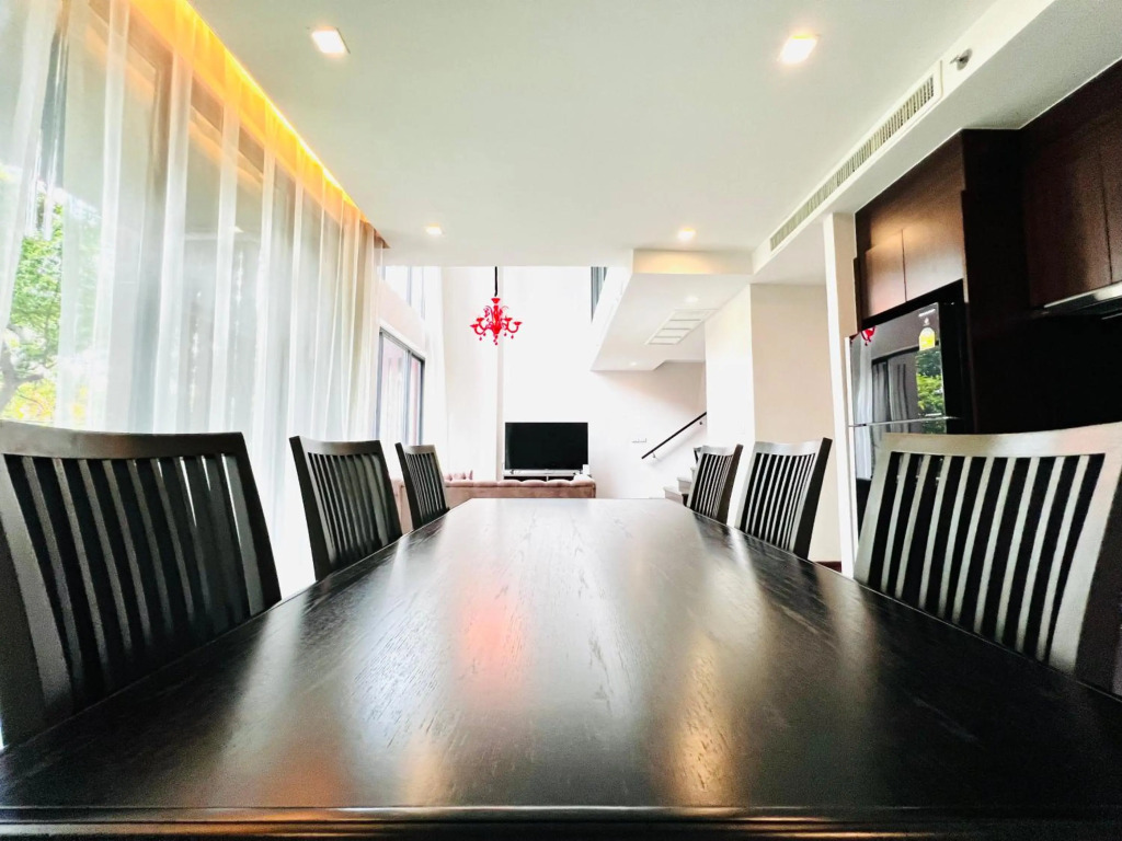Civic Horizon Hotel & Residence