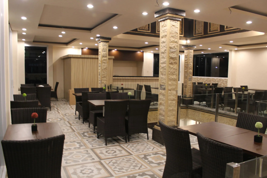 CLV Hotel & Villa