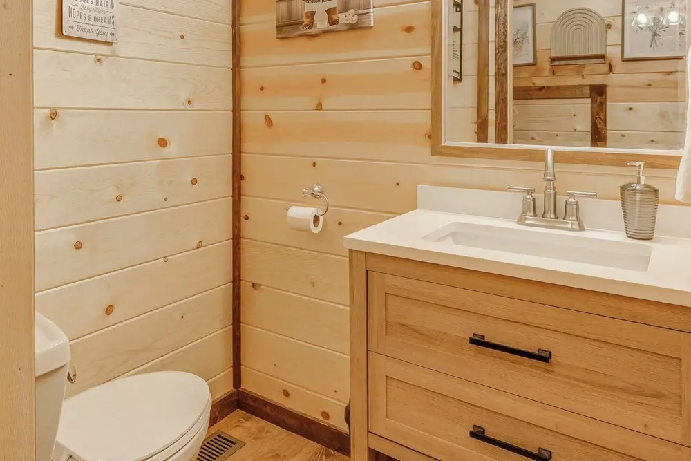 Hot Tub + Game Room: Gatlinburg Family Cabin!