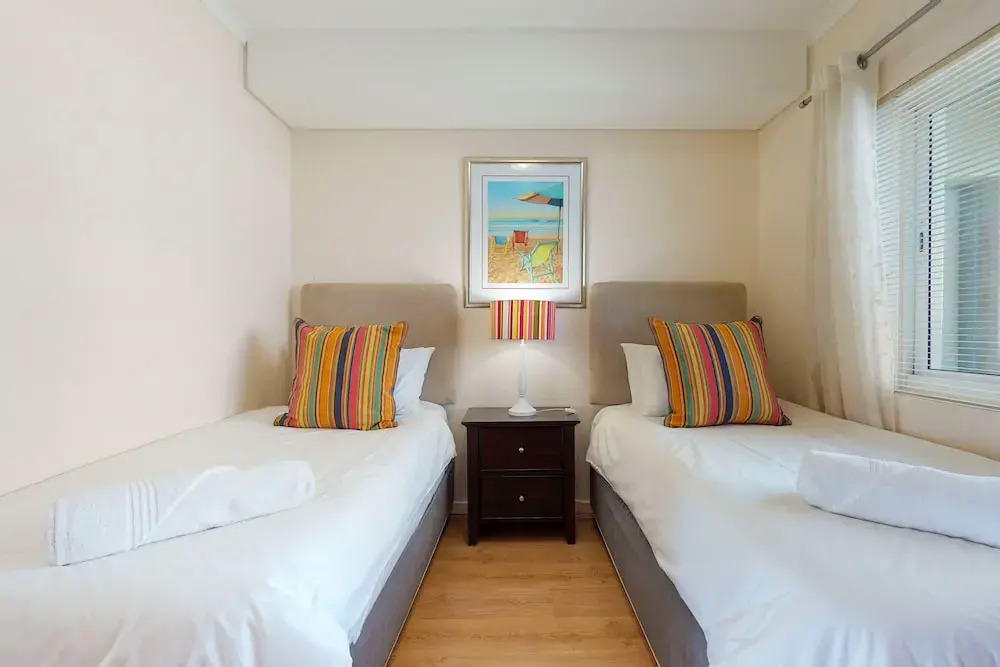 Horizon Bay 405