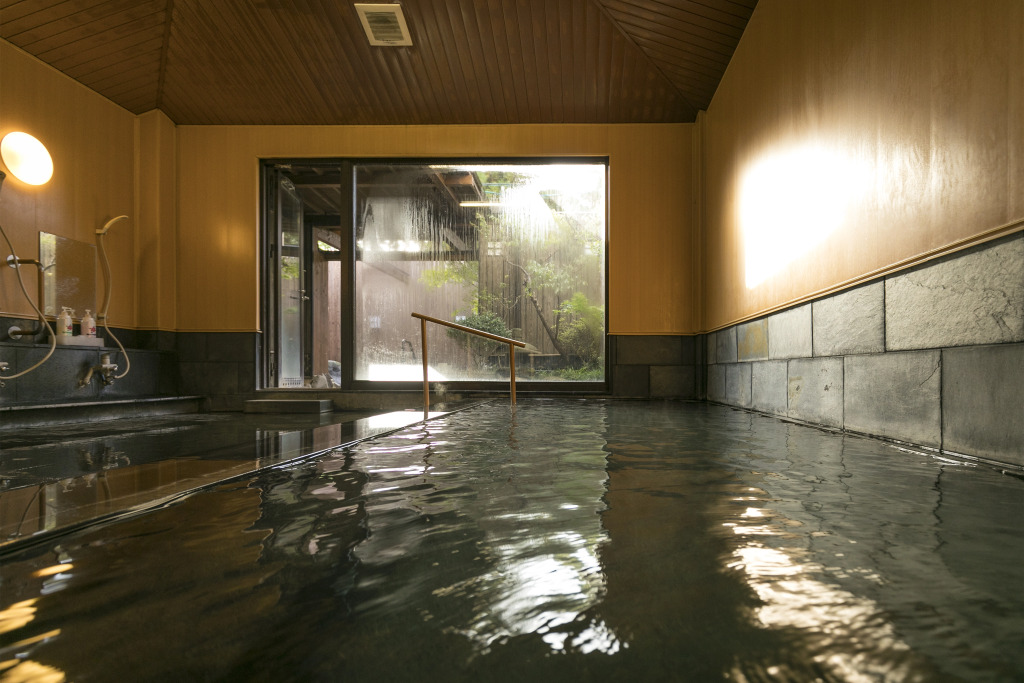 Ueki Onsen Takanoya