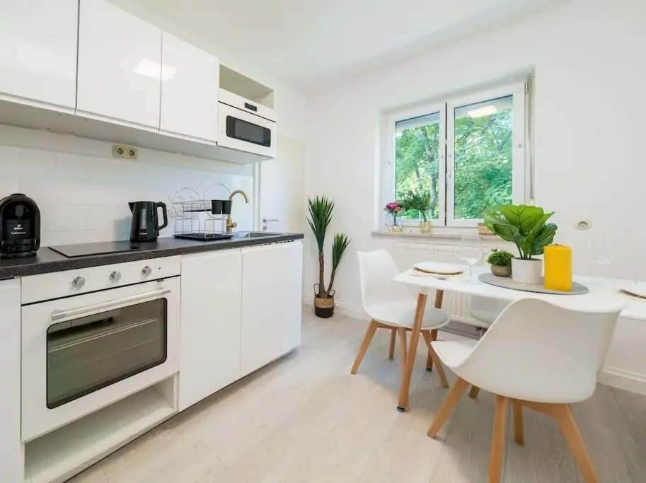 Luxus Neubau 65m2 City Wohnung- R