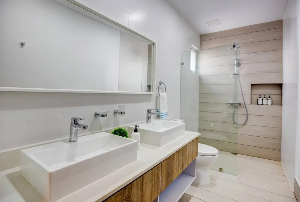 Brand New unit with Beach access & Pool - N C401