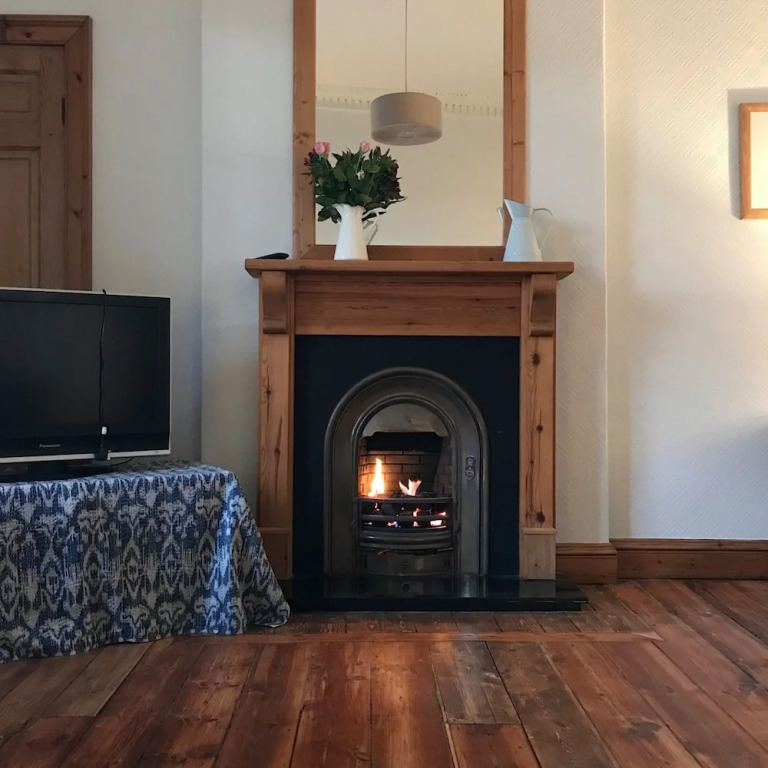 Georgian 3 Bedroom New Town Flat