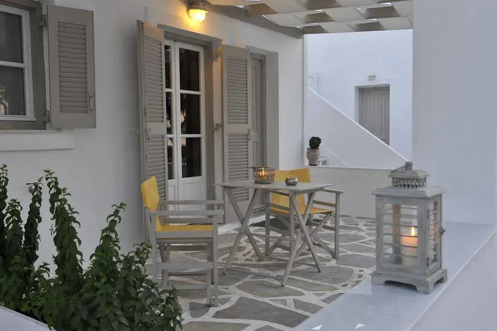 Almira Suites - Seafront - Naousa Paros