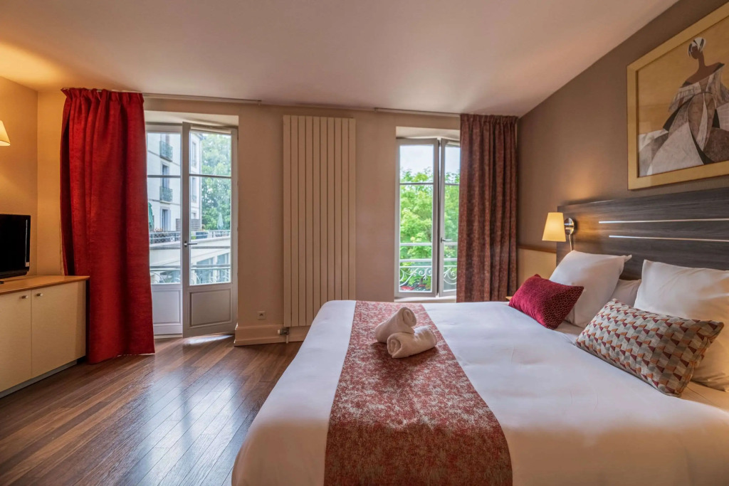 HOTEL CERISE - LES SOURCES Luxeuil-les-Bains