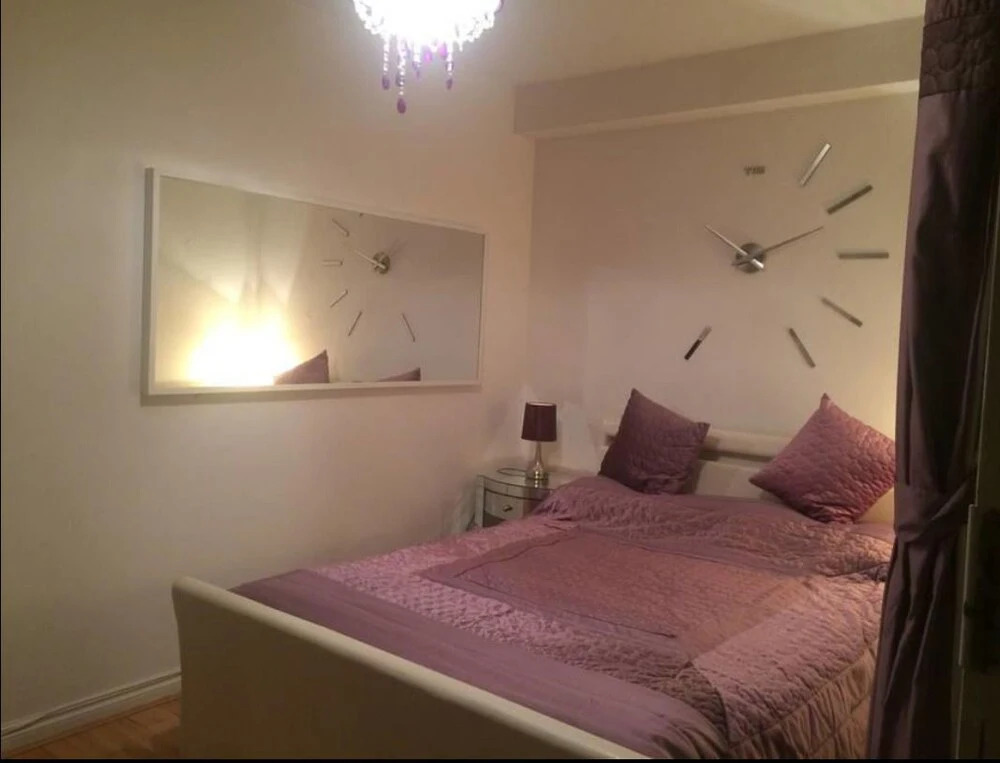 One Bed Apartment Near Heathrow