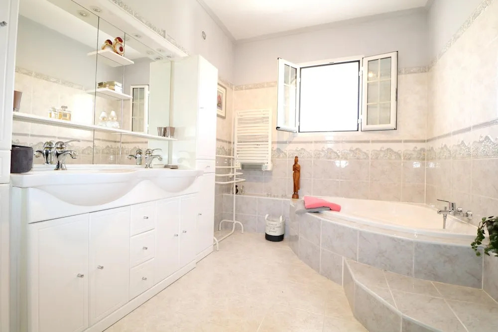 Villa With 3 Bedrooms in Oletta, With Wonderful Mountain View, Pool Ac