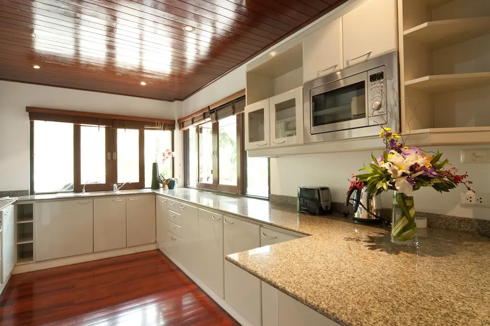 Surin Springs Villa 6 by PIPS