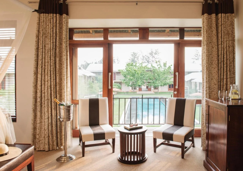 Casterbridge Hollow Boutique Hotel