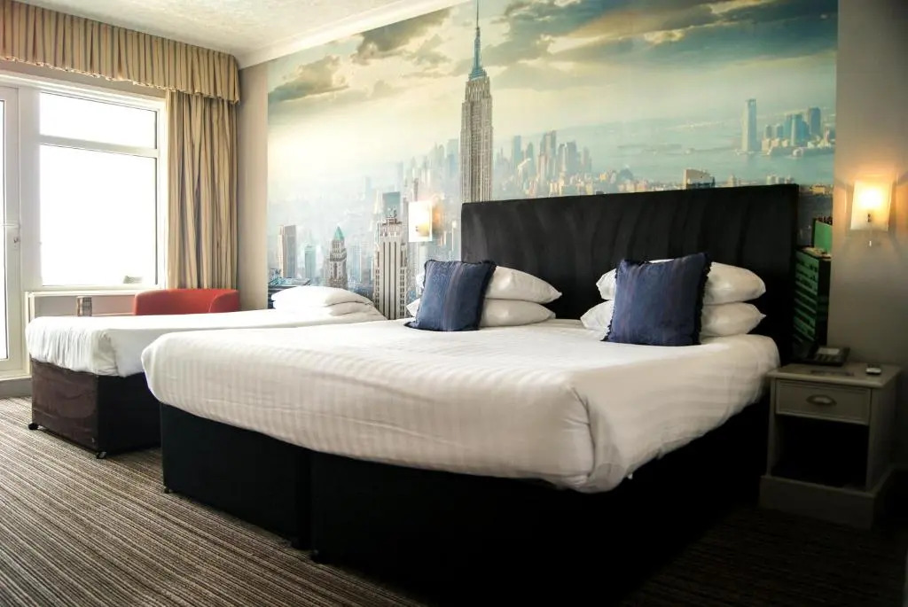 Cumberland Hotel