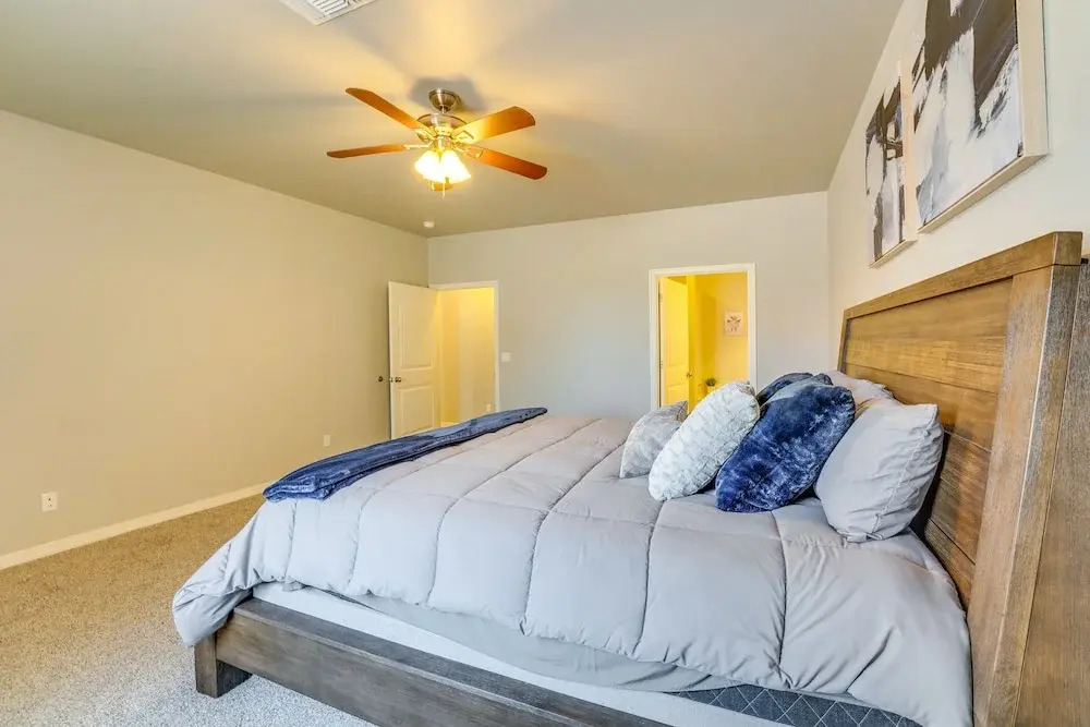 Beautiful Bullhead City Home Rental w/ Yard!
