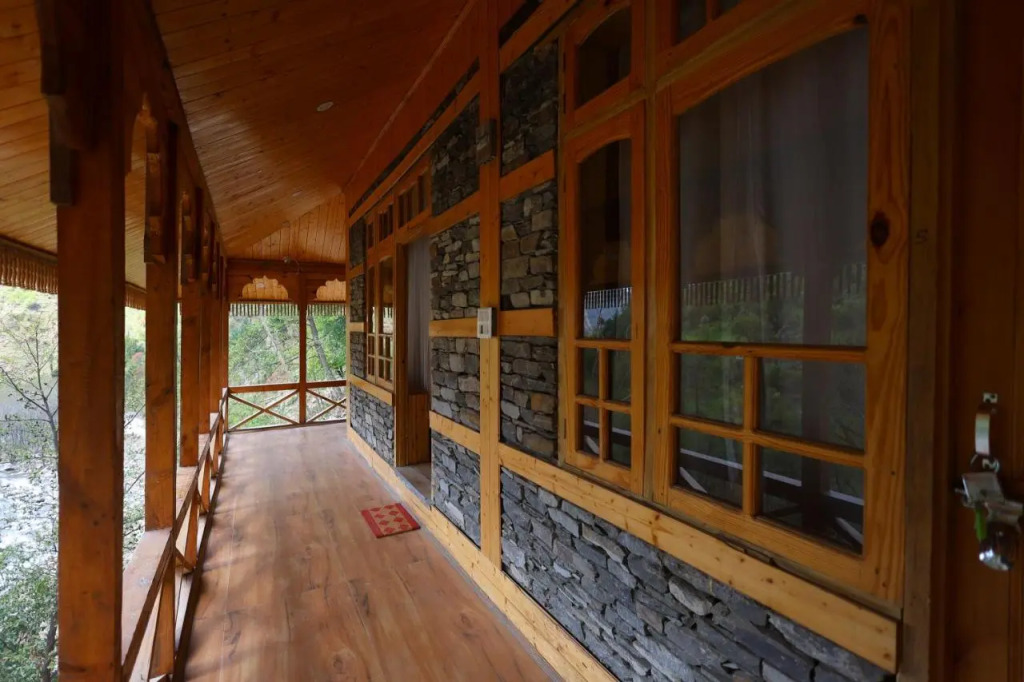Tirthan Village Resort - Tirthan Valley