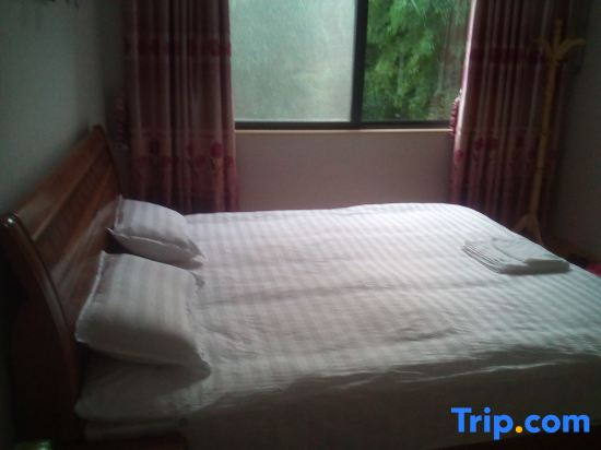 Zhuhai Inn, Jixian County
