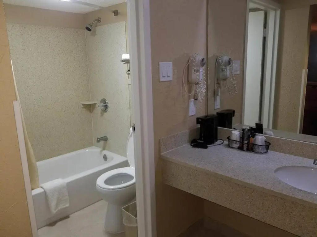 Days Inn by Wyndham Perry Near Fairgrounds
