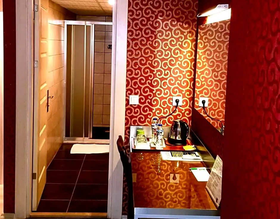 Lina Suite Hotel