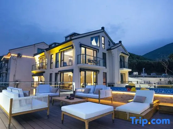 Zhujiajian Seawater Blue · SeaBlue Seaview Garden Villa
