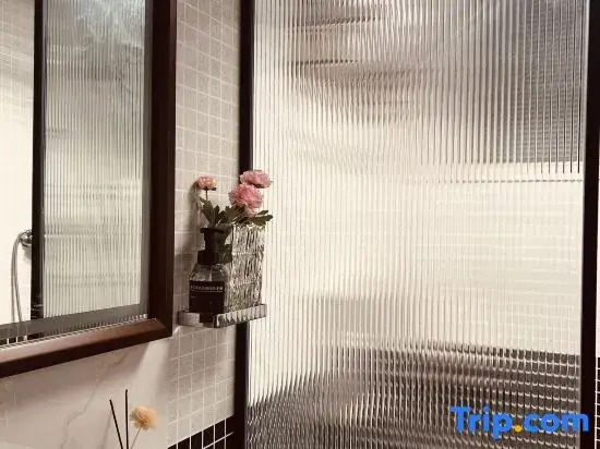 Yijian Homestay (Taoxichuan Creative Plaza)