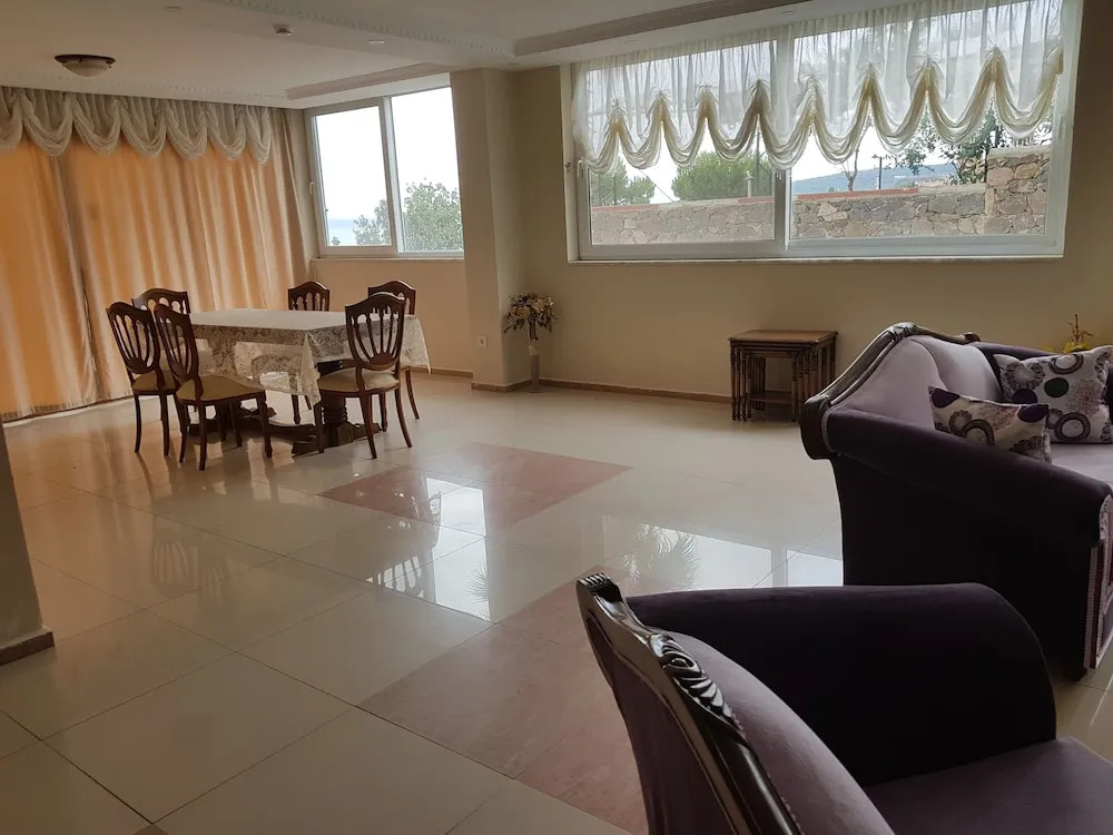 Kıvrakzade Otel