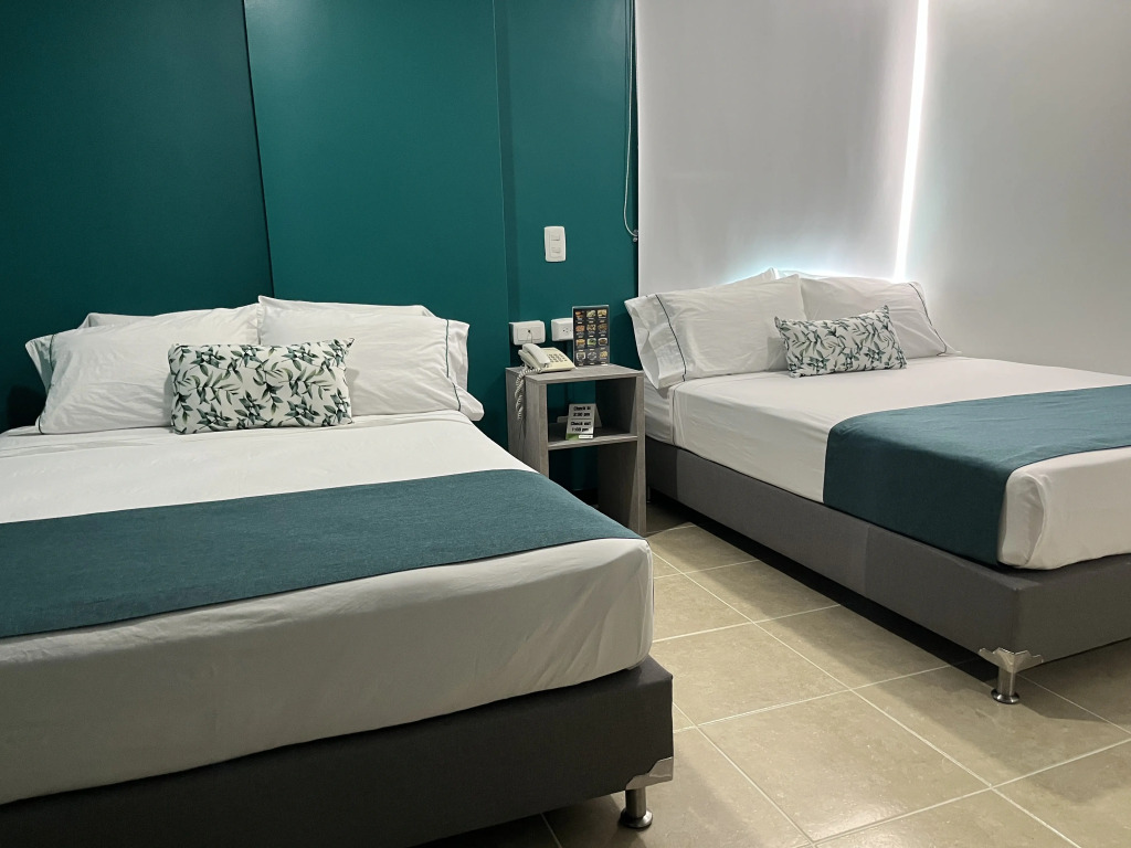Greenview Medellin By St Hoteles