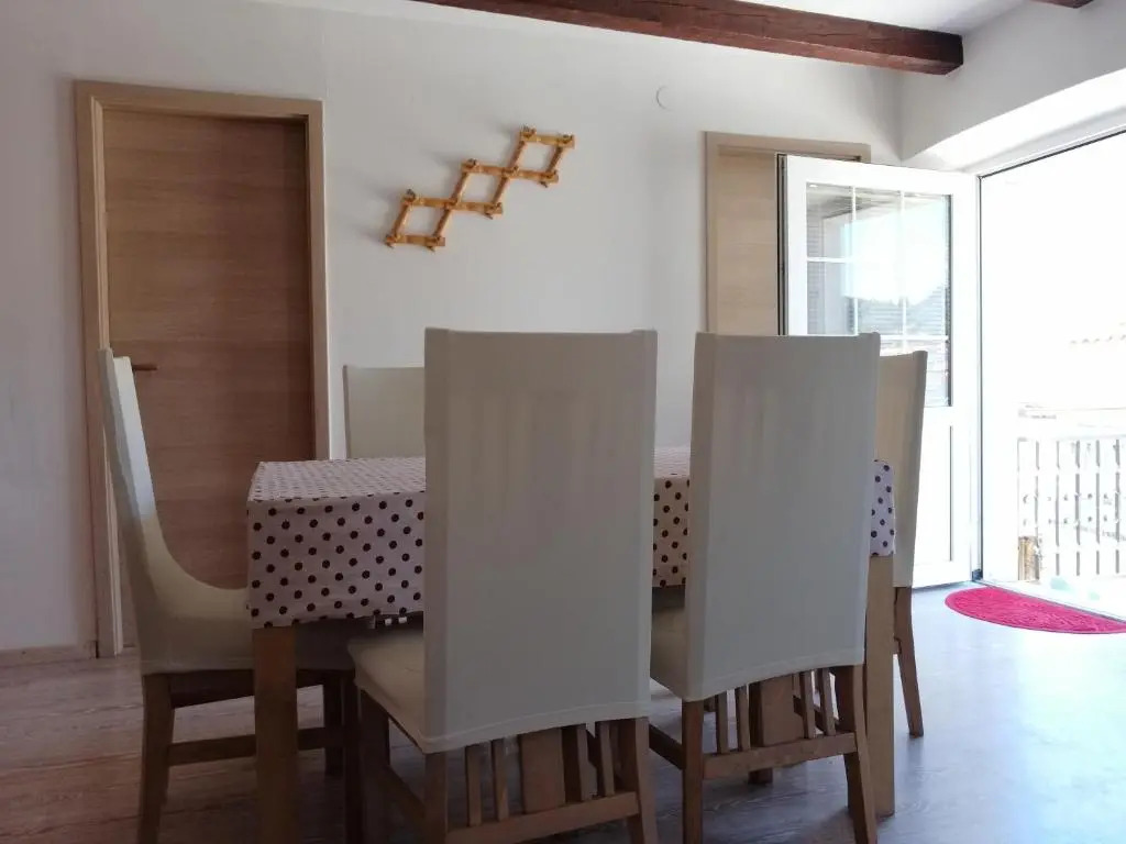 Apartments Ani
