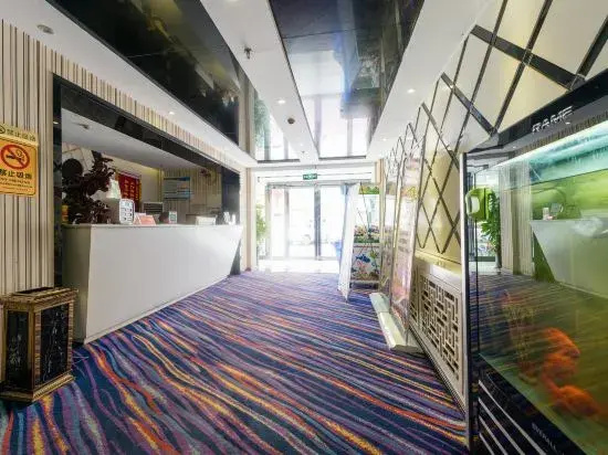 Red Ant Hotel (Xinxiang Normal University Pangdonglai)