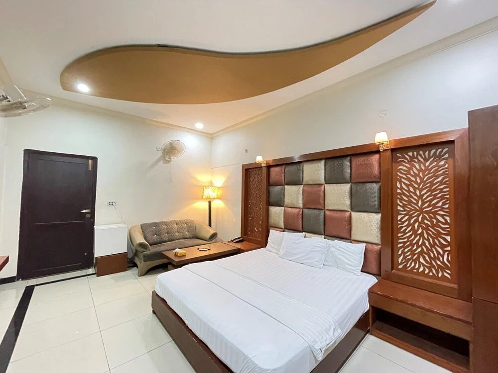 The Grand Hotel Multan