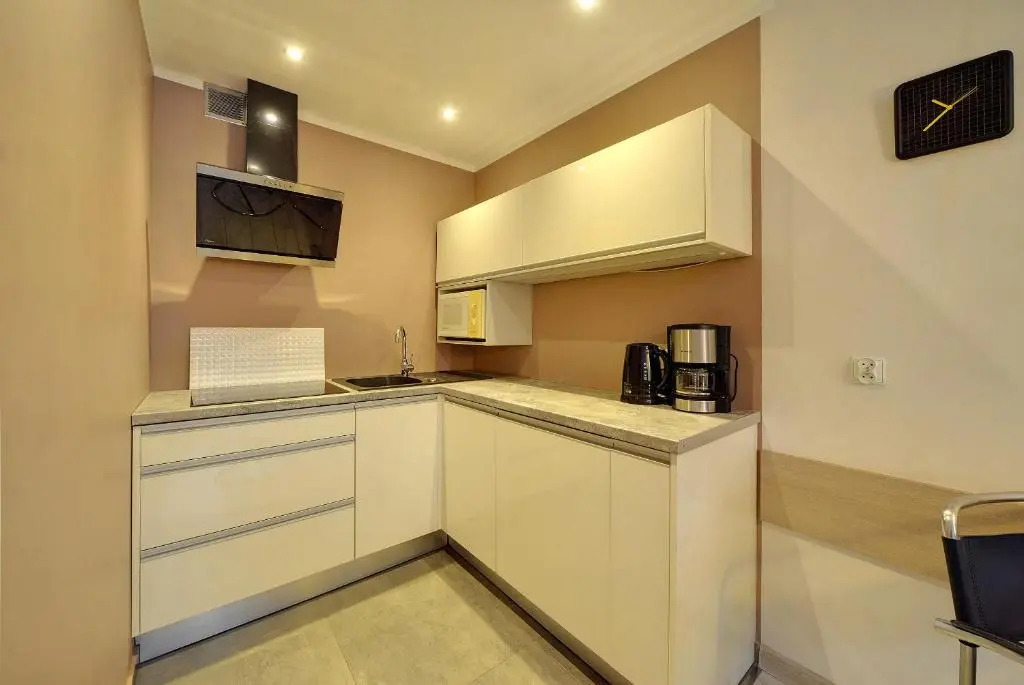 Eleganckie i Stylowe Apartamenty Sun Seasons 24 w Karpaczu z Parkingiem by Noclegi Renters