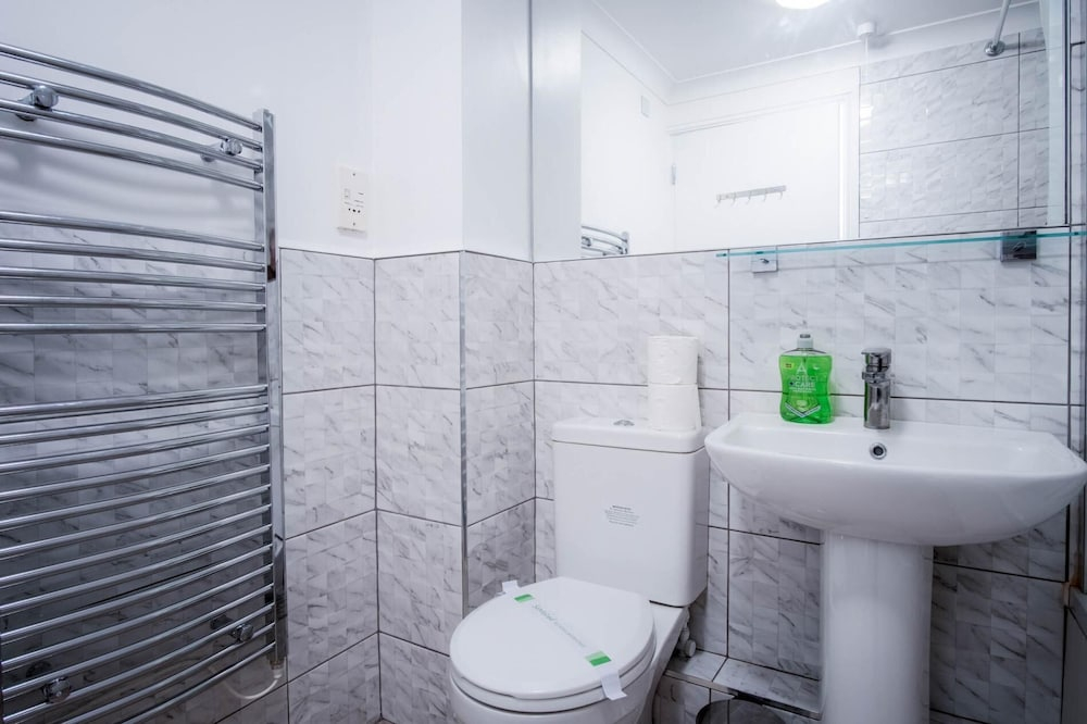 The Crows Nest - 1 Bed Apartment - Swansea Marina