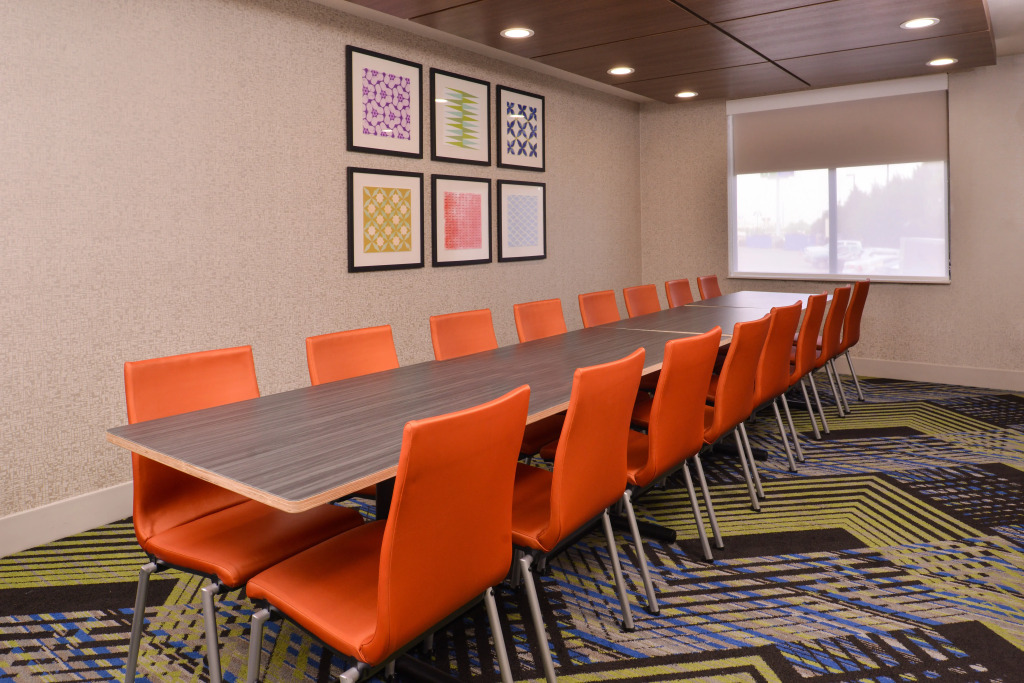 Holiday Inn Express Hotel and Suites Mesquite by IHG