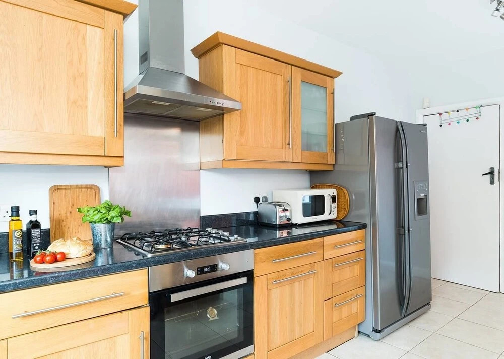 4 Bedroom House in Clapham