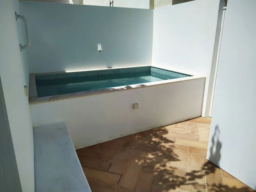 Casa c/ Piscina e Terraço em Faromystay