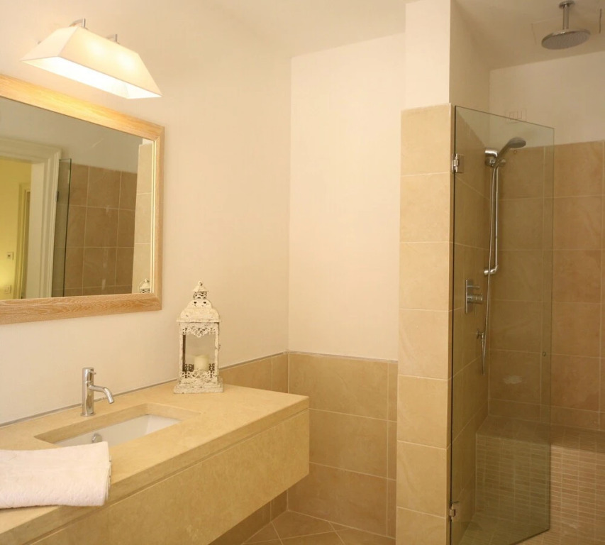 Palagio 16 in Chianti With Shared Pool