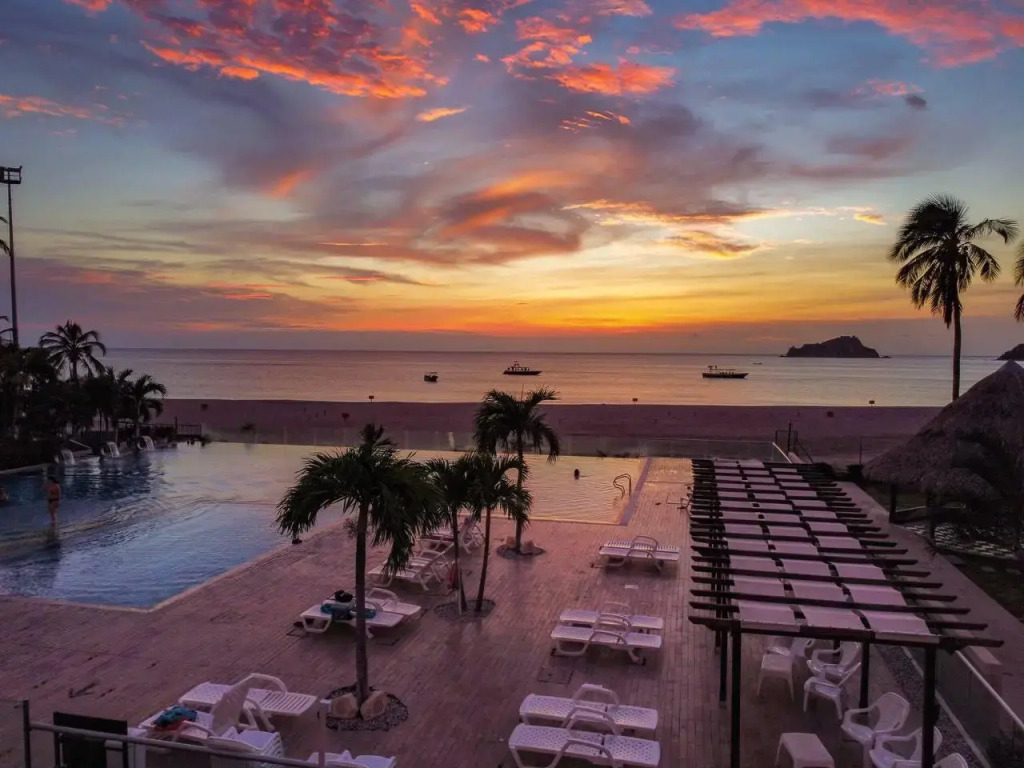 Tamaca Beach Resort