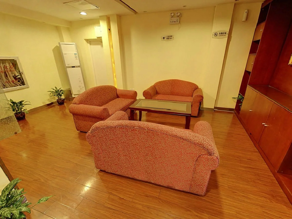 Hanting Express Hotel Shanghai Minsheng Road