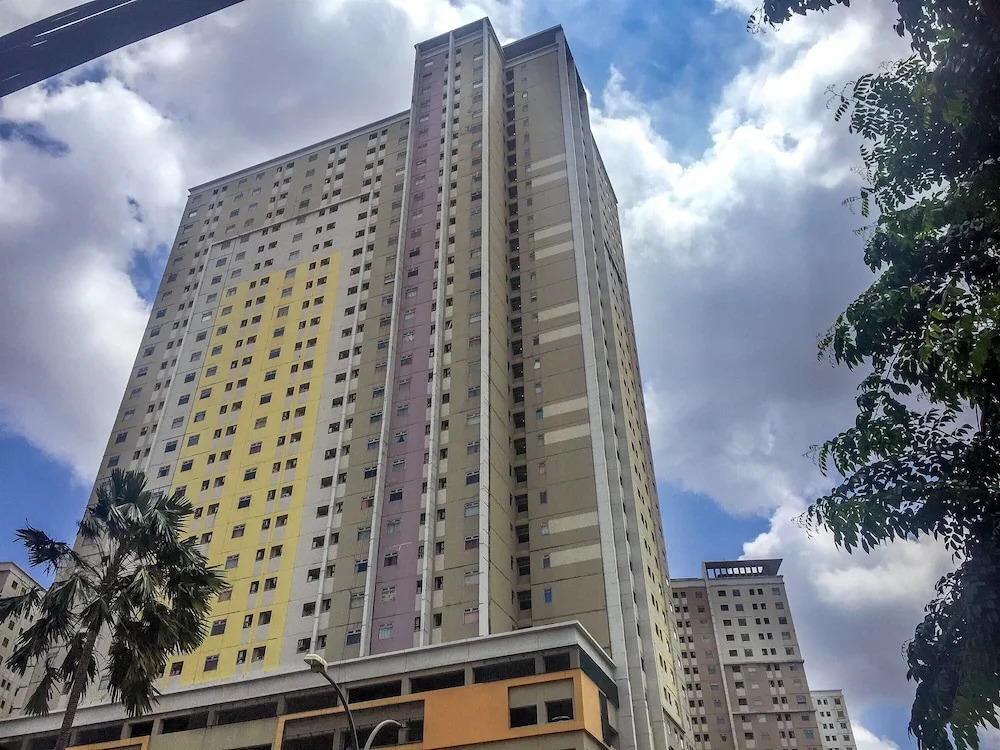 Convenient and Compact 2BR Gading Nias Apartment