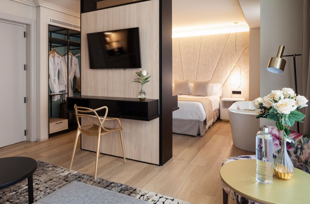 Nivia Born Boutique Hotel