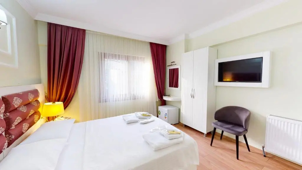 Отель The Wolf Hotel Karakoy