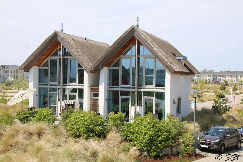 Ostsee - Reetdachhaus Nr 9 "Emma" im Strand Resort