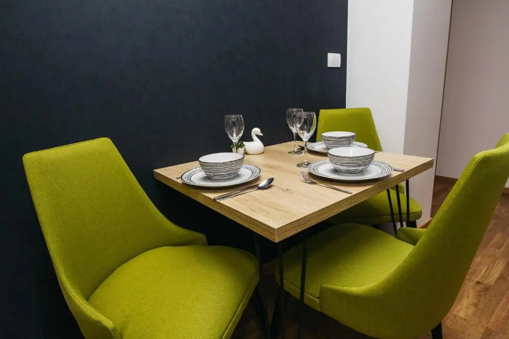 Arena BIG Luxury Apartments with free parking