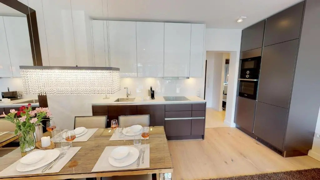 White Pearl Apartment 3.09