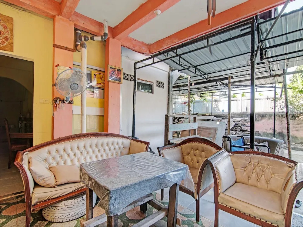 Hotel O Meranti HomestayNearJembatan Siak