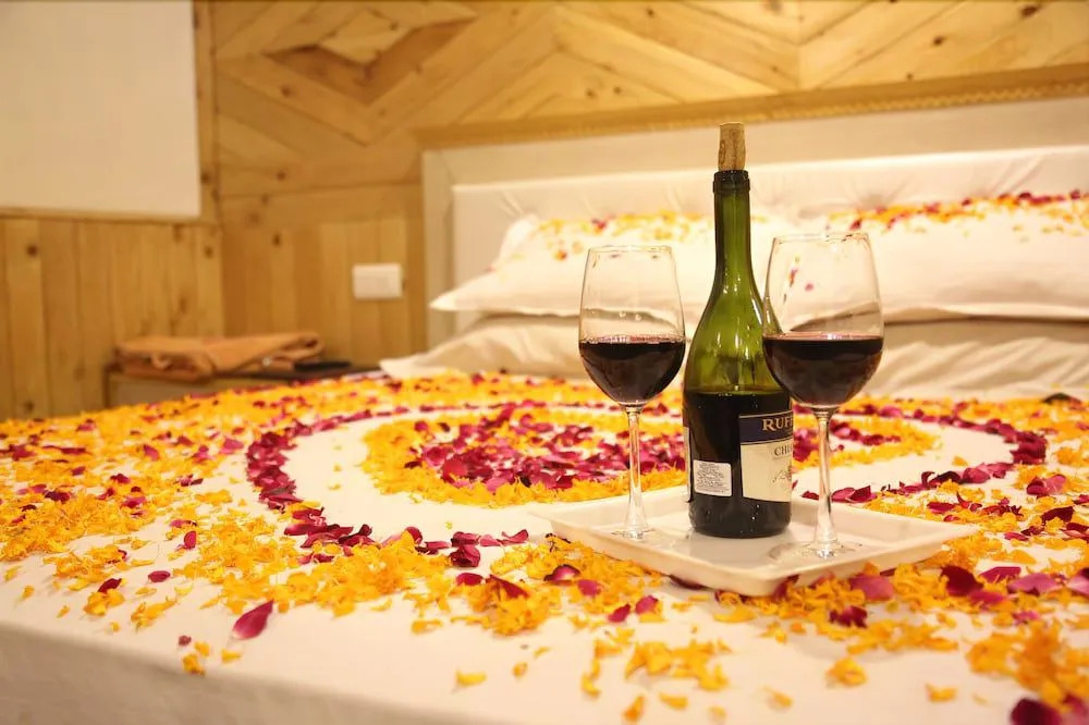 Hotel Monal