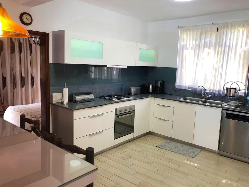 Villa With 3 Bedrooms in Grande Riviere Noire, With Wonderful Mountain View, Private Pool, Enclosed Garden - 1 km From the Beach