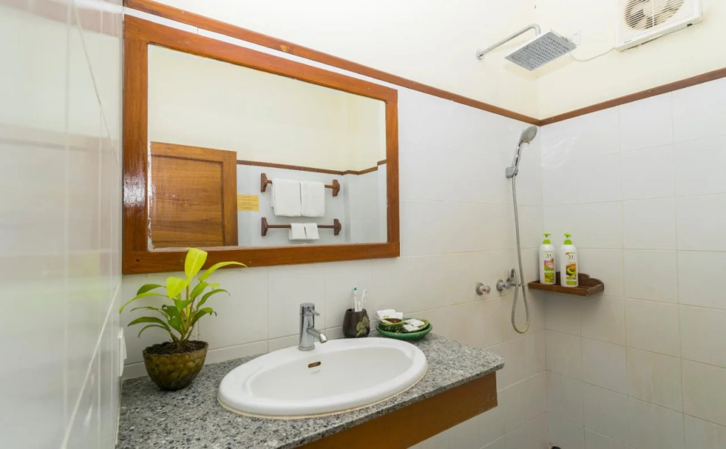 Bagan Hmwe Hotel