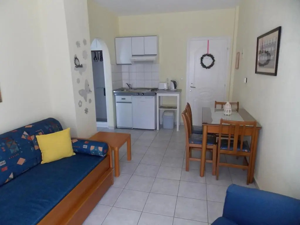 Ioli Apartments