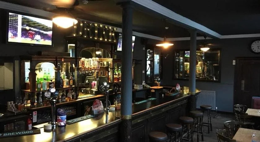 Douglas Arms Hotel